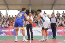 川味十足！第八屆“巨石杯”籃球賽巴適得很！